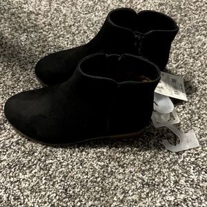 Girls Size 11 Cat & Jack black boots- NWT